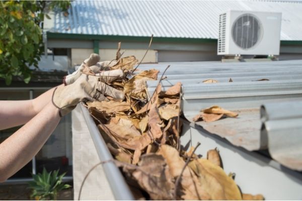 Clogged Gutters Roofers College Station TX