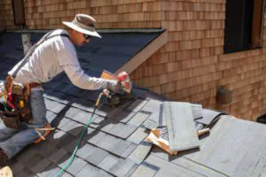 Selecting the Right Professional - Roofers College Station